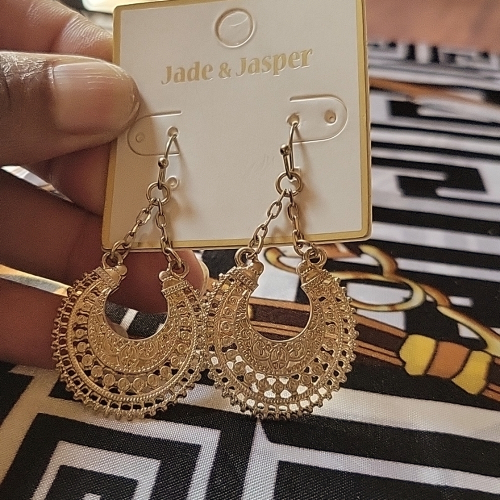 GOLDTONE BOHEMIAN INSPIRED EARRINGS NWT
